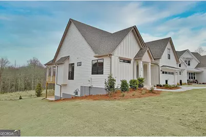 25 Malone Court, Senoia, GA 30276 - Photo 2