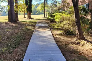 1204 Jefferson Hwy, Winder, GA 30680 - Photo 10