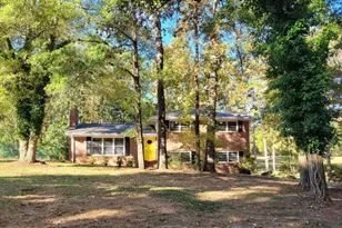 1204 Jefferson Hwy, Winder, GA 30680 - Photo 1