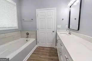 567 M L King Jr Dr, Jefferson, GA 30549 - Photo 16