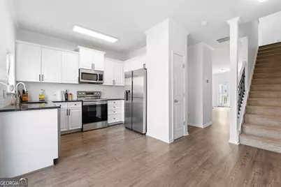 1501 Liberty Parkway NW # 2307, Atlanta, GA 30318 - Photo 4