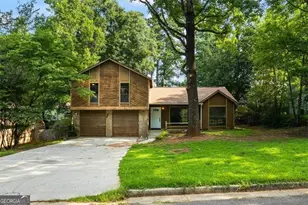 340 Windsor Walk SE, Conyers, GA 30094 - Photo 2