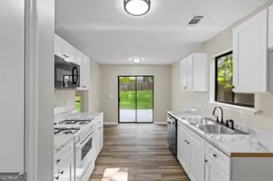 340 Windsor Walk SE, Conyers, GA 30094 - Photo 10