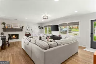 3635 Admiral Dr, Atlanta, GA 30341 - Photo 4