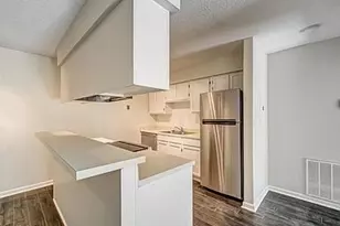 605 Candler St, Gainesville, GA 30501 - Photo 8