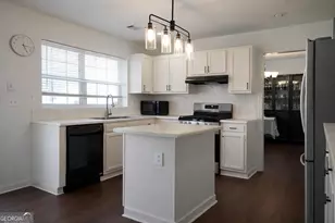 8408 Willows Way, Riverdale, GA 30274 - Photo 16