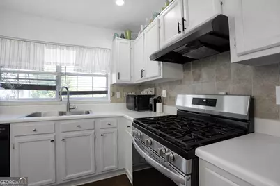 8408 Willows Way, Riverdale, GA 30274 - Photo 20