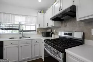 8408 Willows Way, Riverdale, GA 30274 - Photo 20