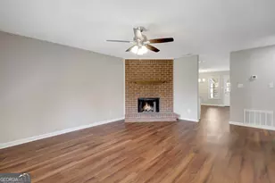 105 Belle Dr, Fayetteville, GA 30214 - Photo 4