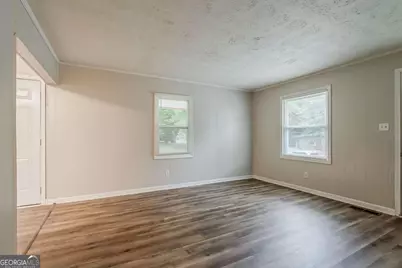 3633 Bunker Hill Drive SW, Atlanta, GA 30331 - Photo 14