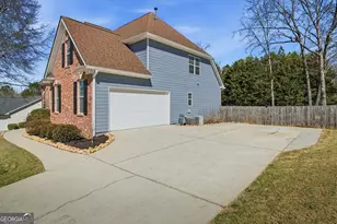 1456 Rockview Ln, Loganville, GA 30052 - Photo 4