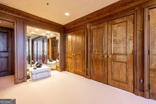 2660 Peachtree Rd NW, Atlanta, GA 30305 - Photo 28