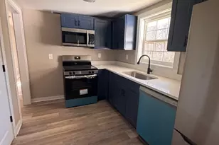 9 E Magnolia Dr, Newnan, GA 30263 - Photo 4