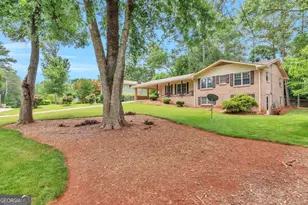 759 Glen Circle, Lawrenceville, GA 30044 - Photo 2