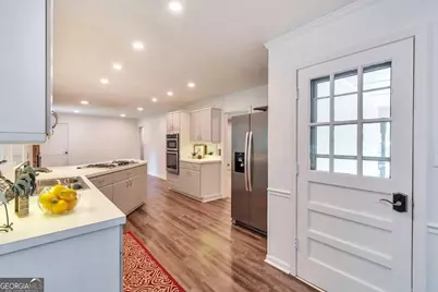 759 Glen Circle, Lawrenceville, GA 30044 - Photo 12