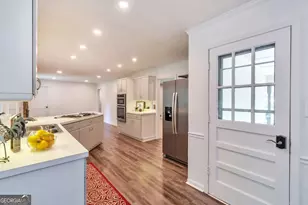 759 Glen Circle, Lawrenceville, GA 30044 - Photo 12