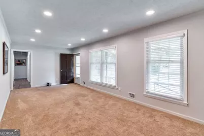 759 Glen Circle, Lawrenceville, GA 30044 - Photo 4