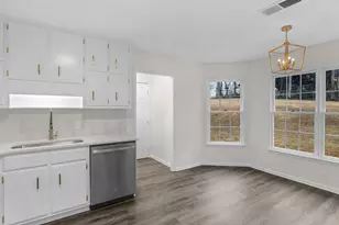 239 Farmbrook Pkwy, Stockbridge, GA 30281 - Photo 8