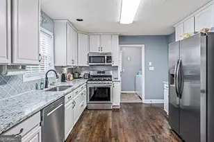 1112 Sutton Dr, McDonough, GA 30252 - Photo 10