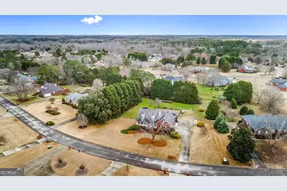 1112 Sutton Drive, McDonough, GA 30252 - Photo 4