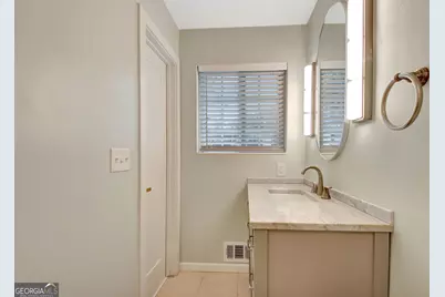 183 Pine Street NE, Fairburn, GA 30213 - Photo 38