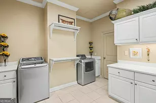 3657 Peachtree Rd NE, Atlanta, GA 30305 - Photo 50