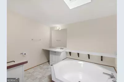 245 Brooks Road, Jackson, GA 30233 - Photo 32