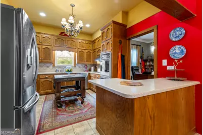 147 Stafford Avenue, Barnesville, GA 30204 - Photo 14