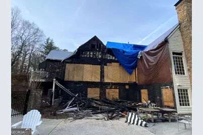 2135 Clay Drive, Sandy Springs, GA 30350 - Photo 4