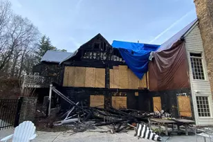 2135 Clay Dr, Sandy Springs, GA 30350 - Photo 4