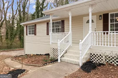 368 Nottingham Way SW, Marietta, GA 30064 - Photo 2