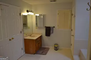 1530 N Milford Creek Ln SW, Marietta, GA 30008 - Photo 16