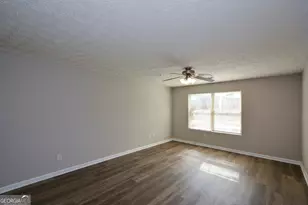 4103 Fairington Club Dr, Lithonia, GA 30038 - Photo 4