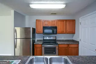 4103 Fairington Club Dr, Lithonia, GA 30038 - Photo 12