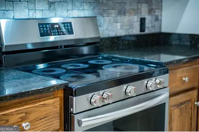 651 Chesterfield Road, Bogart, GA 30622 - Photo 6