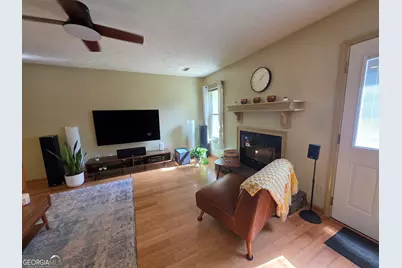 520 Cornwallis Way, Fayetteville, GA 30214 - Photo 4