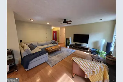 520 Cornwallis Way, Fayetteville, GA 30214 - Photo 2