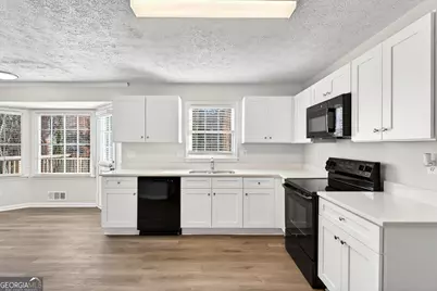 3338 Devaughn Drive, Marietta, GA 30066 - Photo 8