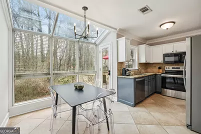 42 Mount Vernon Circle, Atlanta, GA 30338 - Photo 16