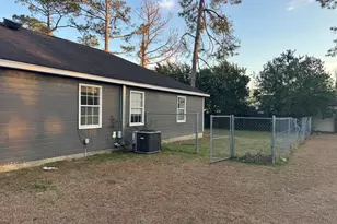 2035 Lasalle Dr, Valdosta, GA 31602 - Photo 4