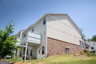 339 Cherryhill Ln, Woodstock, GA 30188 - Photo 2