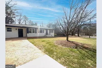1325 Hidden Circle Drive, Sugar Hill, GA 30518 - Photo 6