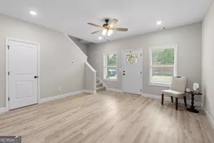 302 Beau Claire Cir, Byron, GA 31008 - Photo 2