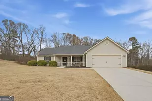 228 Falling Leaf Ln, Winder, GA 30680 - Photo 1