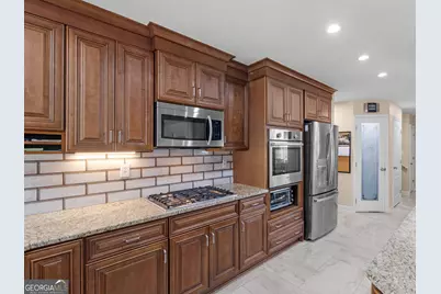 813 Clifton Ridge, McDonough, GA 30253 - Photo 6