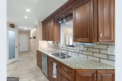 813 Clifton Ridge, McDonough, GA 30253 - Photo 8