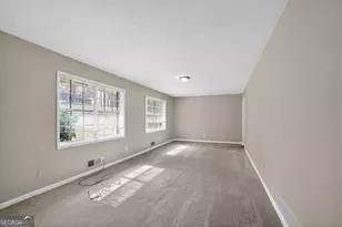 2234 7 Oaks Cir, Conley, GA 30288 - Photo 10