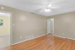 100 Homestead Pl, Rex, GA 30273 - Photo 6