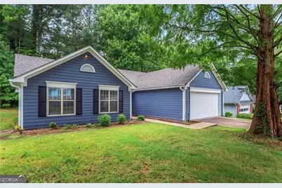 956 Forest Path, Stone Mountain, GA 30088 - Photo 1