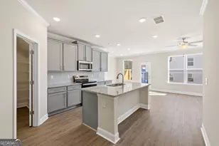 5651 Chickory Dr, Flowery Branch, GA 30542 - Photo 4